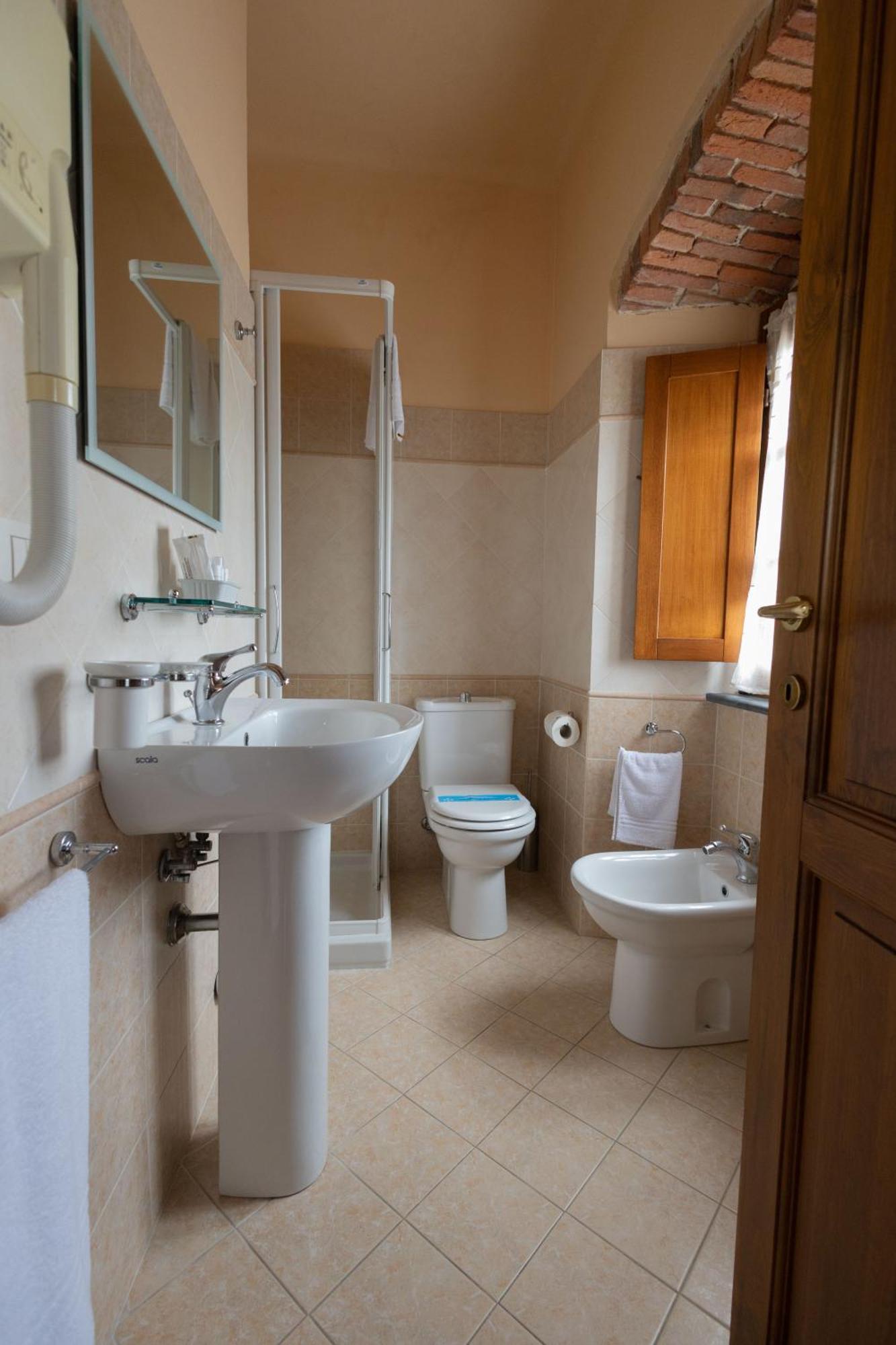 Hotel La Luna 3*