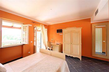 La Luna Hotel 3*